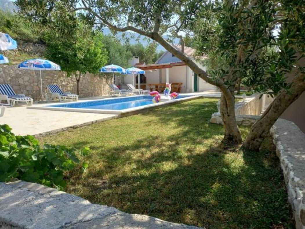 Holiday Home Kastela Village Luaran gambar